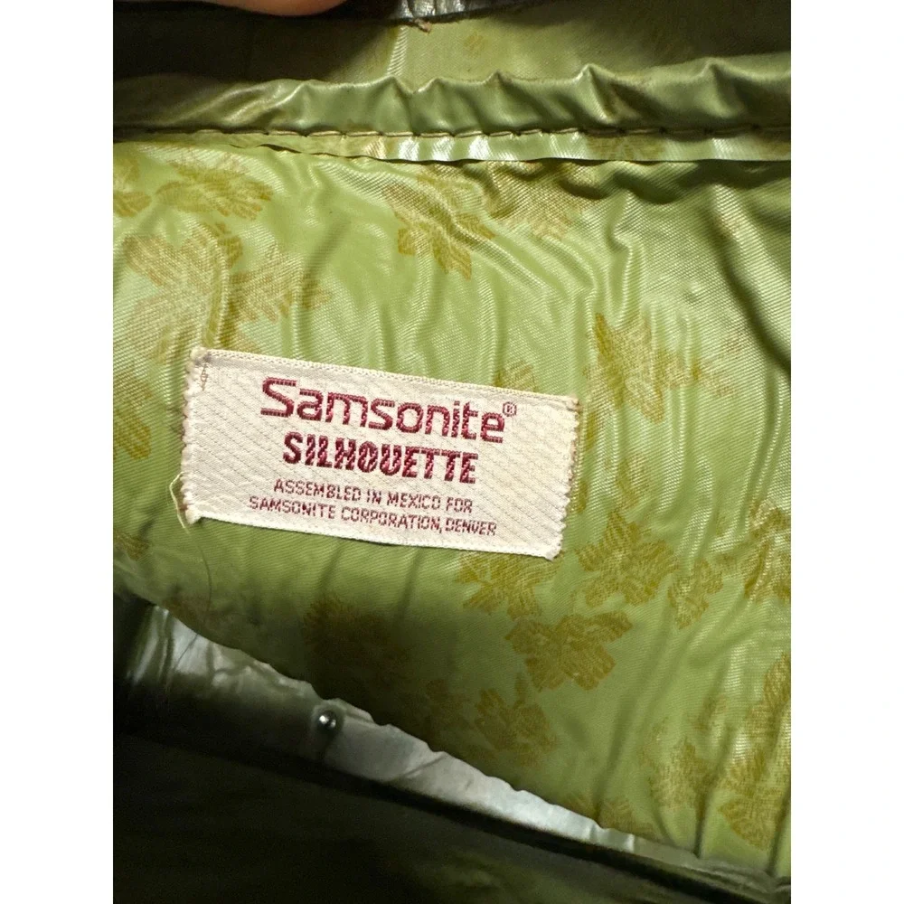Samsonite vintage silhouette